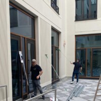 Fensterreinigung im StayKooooK Leipzig